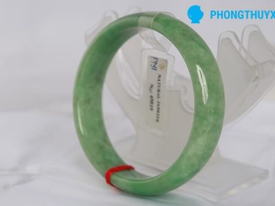 Vòng cẩm thạch lá hẹ xanh ngọc