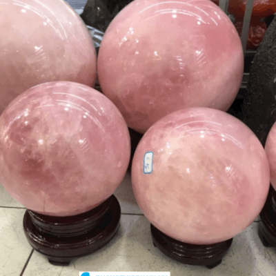 Nhiều qủa cầu thạch anh tự nhiên
