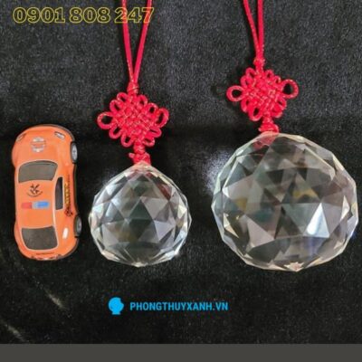 Qủa cầu treo vát cạnh thủy tinh